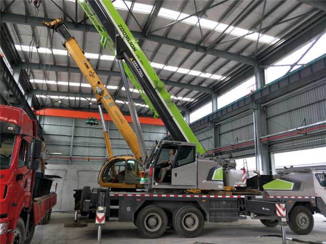 隆德县高空车出租需要注意哪些安全事项？